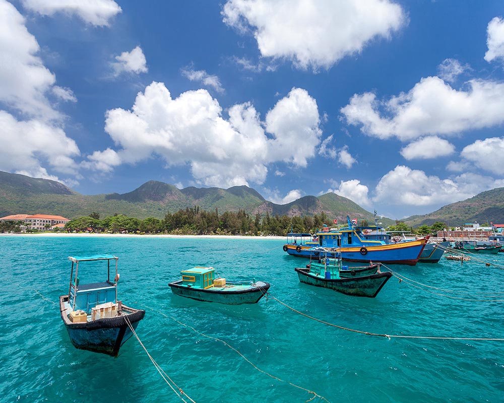 cau-ca-con-dao-island-tphcm-viet-nam-fishing-tour-trip-travel-adventure-new-year-2026