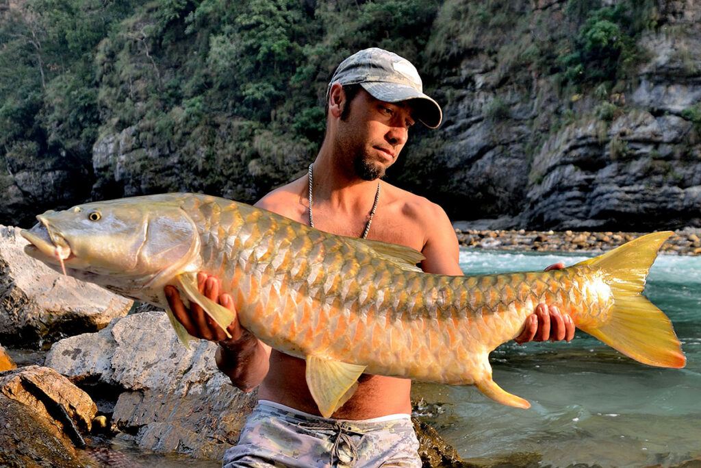 gold-mahseer-Lunnar-New-Year-2026-vietnam-tour-trip-travel-adventure-angler-lure-fly-fishing-2