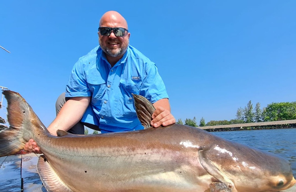 giant-mekong-catfish-viet-nam-fishing-tour-trip-travel-2026