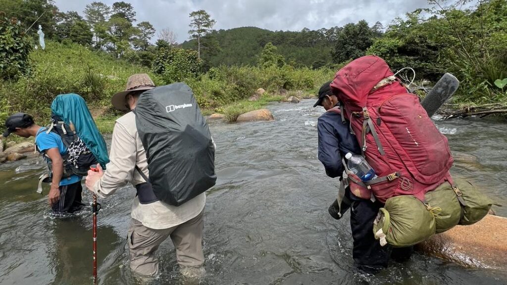 blue-mahseer-finding-businessman-vietnam-fishing-tours-trips-travel-anglers-summer-2026-adventure