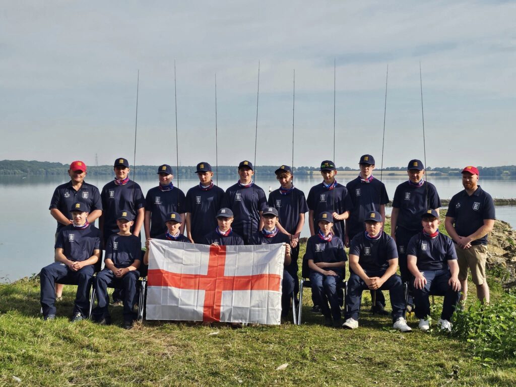 England-fishing-pro-team-vietnam-tours-trips-travel-anglers-Ón-Saltwater-fishing-park